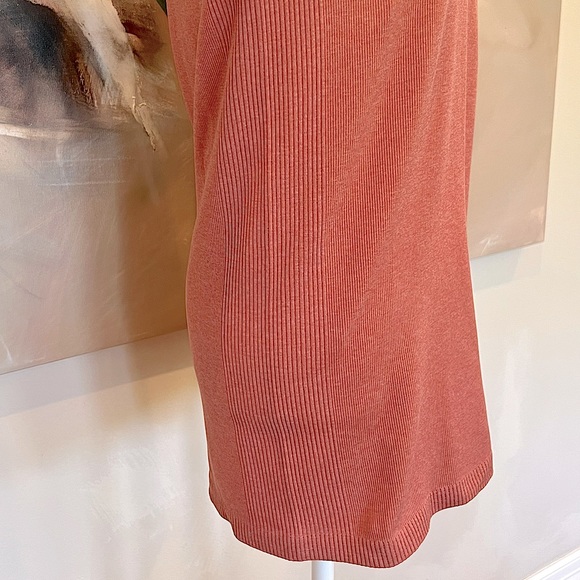 Lululemon Yin Vibes Ribbed Long Sleeve Turtleneck in Copper Clay, L (12) - Picture 11 of 14